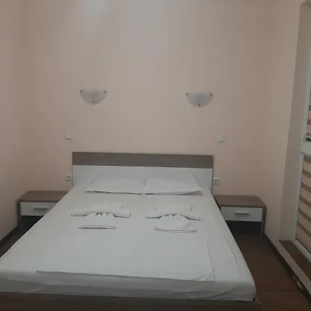 и мони холидейс Carevo