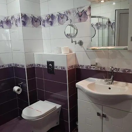 и мони холидейс Appartement