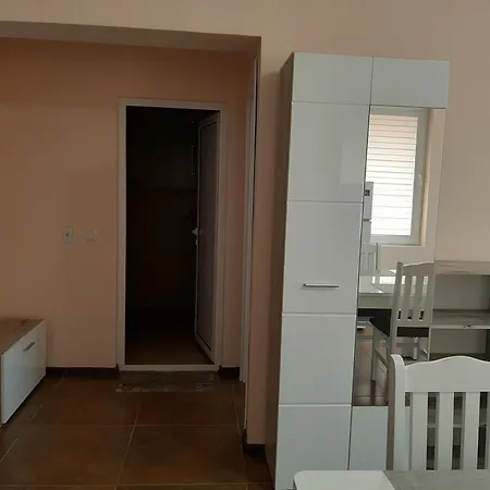 мони холидейс Apartman *
