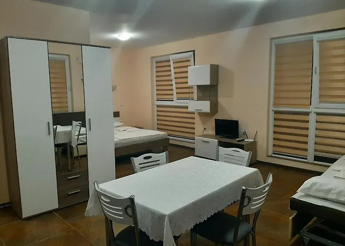 и мони холидейс דירה