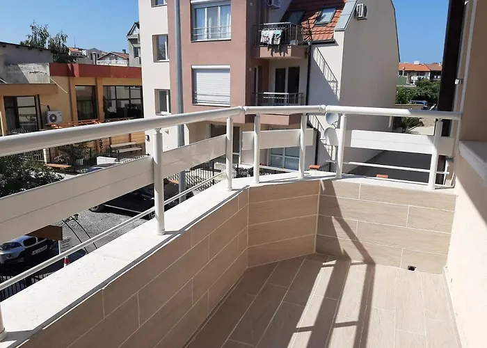 и мони холидейс דירה