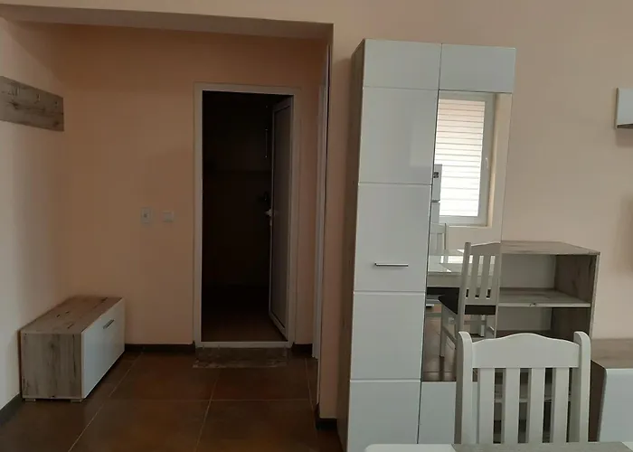 и мони холидейс דירה *